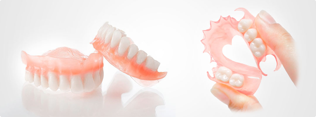 Акриловый и нейлоновый зубной протез