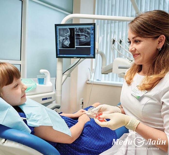 Ортодонту работать с детскими зубами намного проще